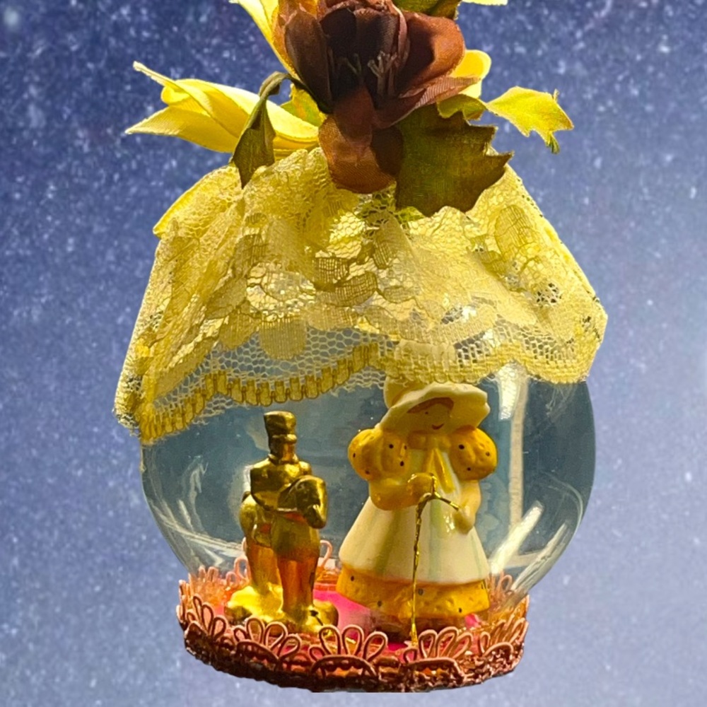 Vintage 1983 THERIAUTL'S The Dollmasters Limited Edition Christmas Ornament